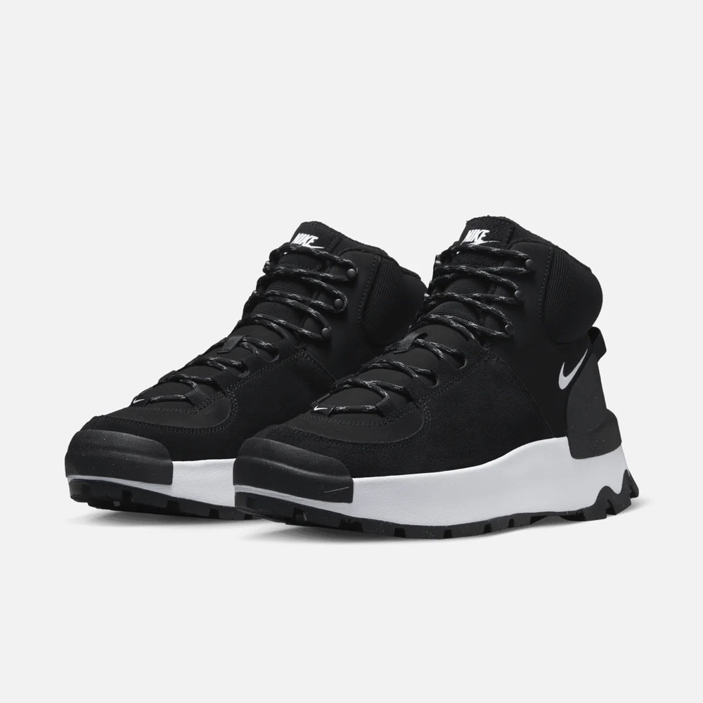 Nike City Classic High Tops - Womens size 9